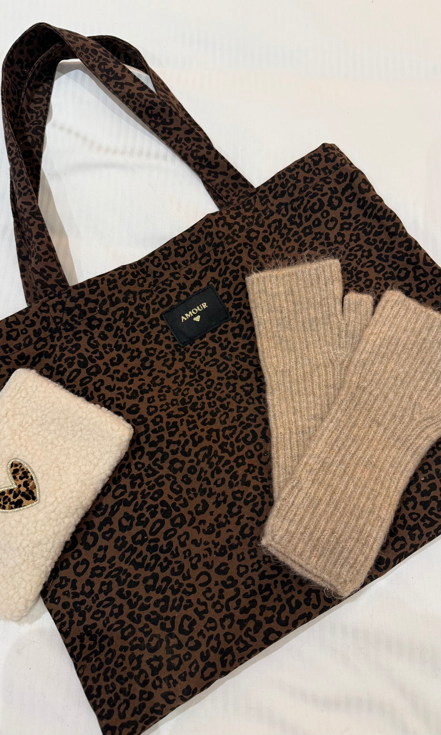 Mitaines légèrement pailletées