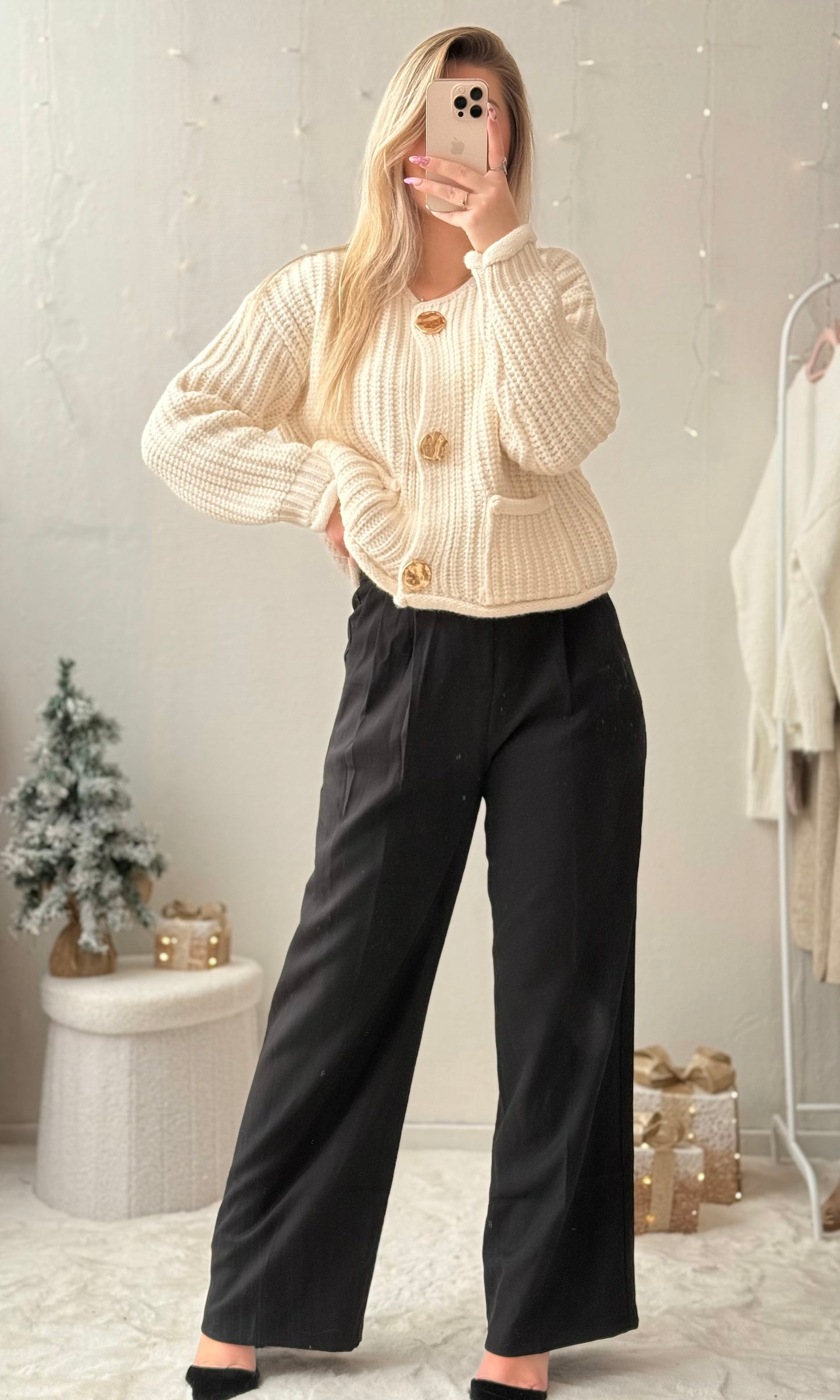 Pull gros boutons blanc DOVIE