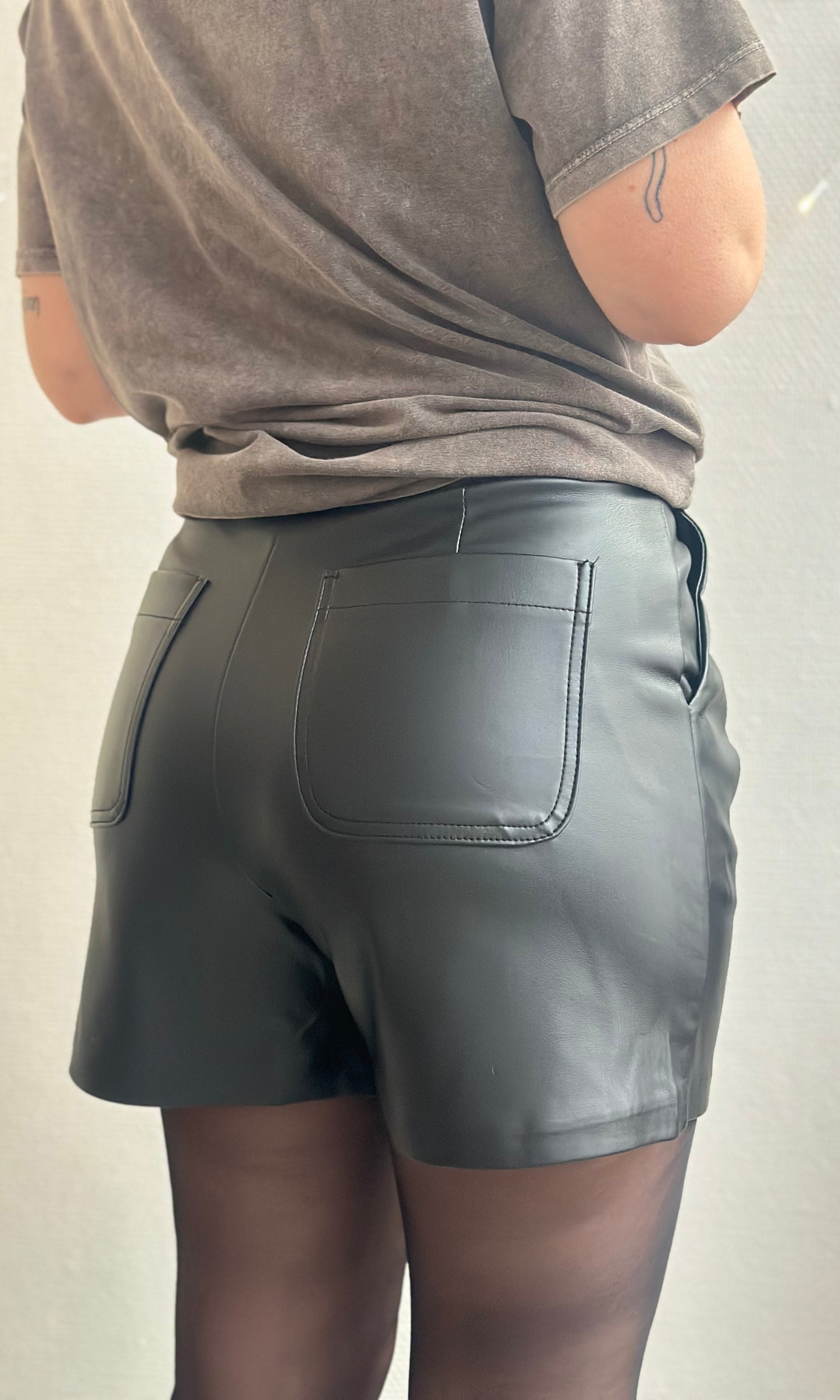 Short en similicuir LAURETTE