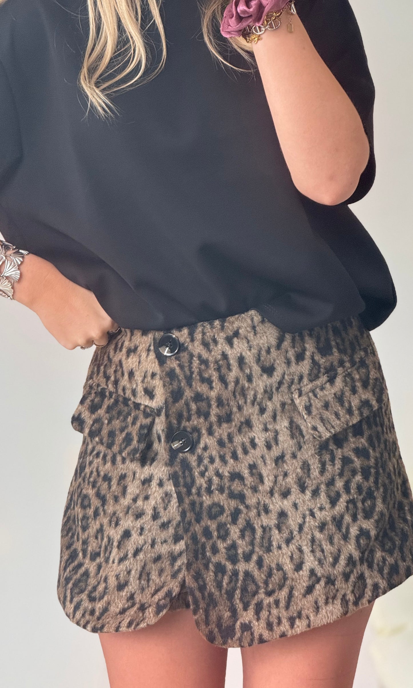 Jupe short léopard SAVAGE