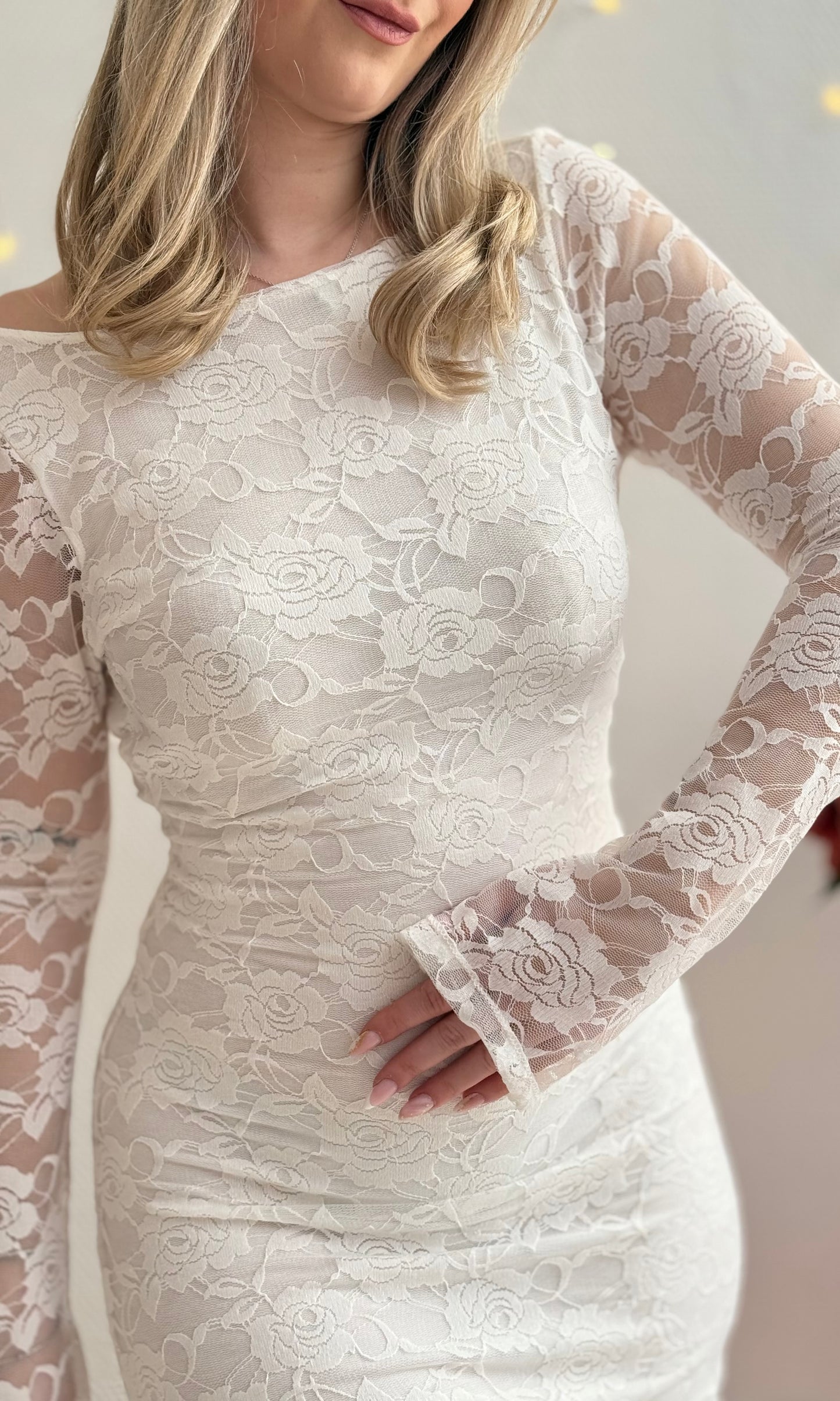 Robe en dentelle blanche ELVIRA 🇮🇹