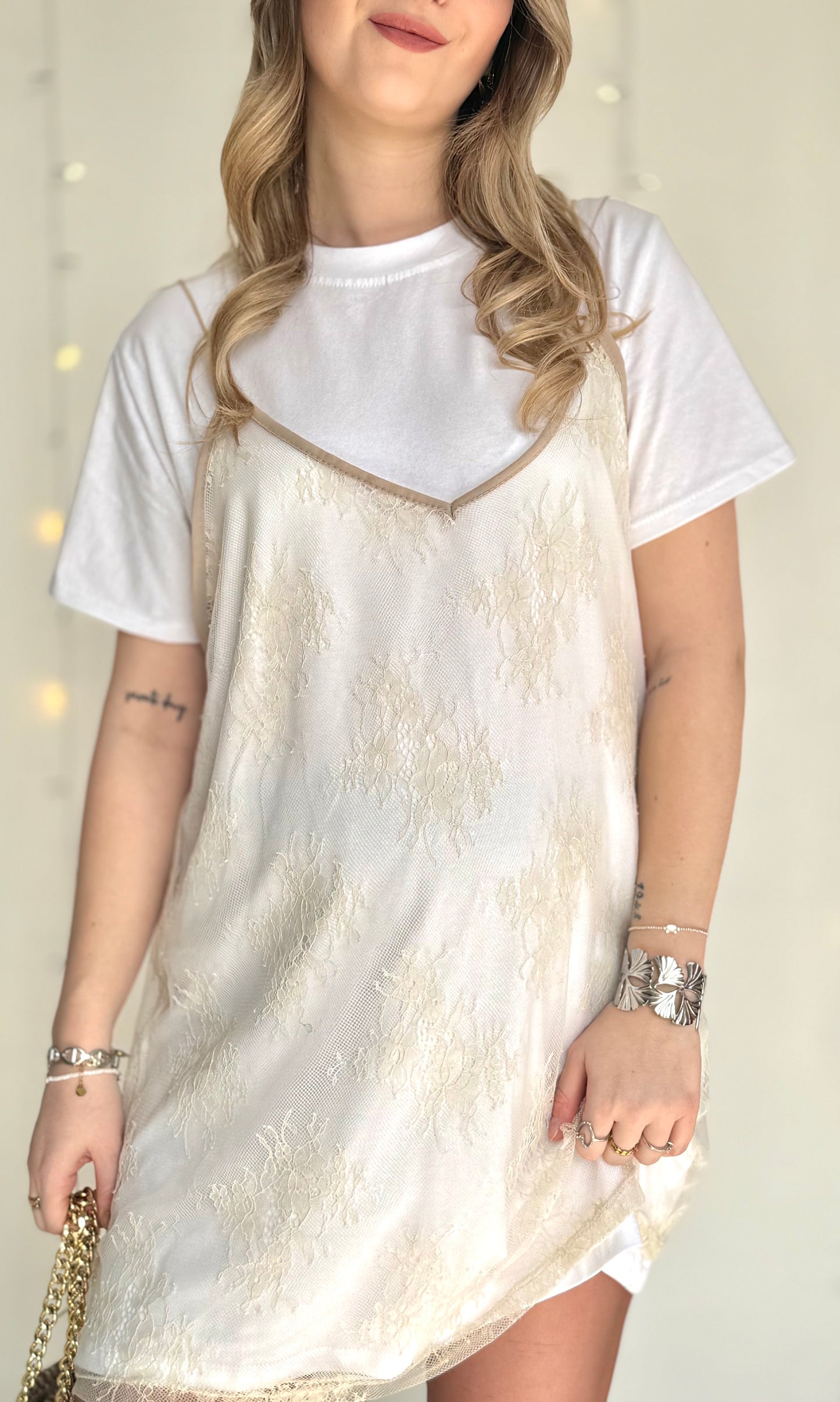 Robe t-shirt dentelle CALOR 🇮🇹