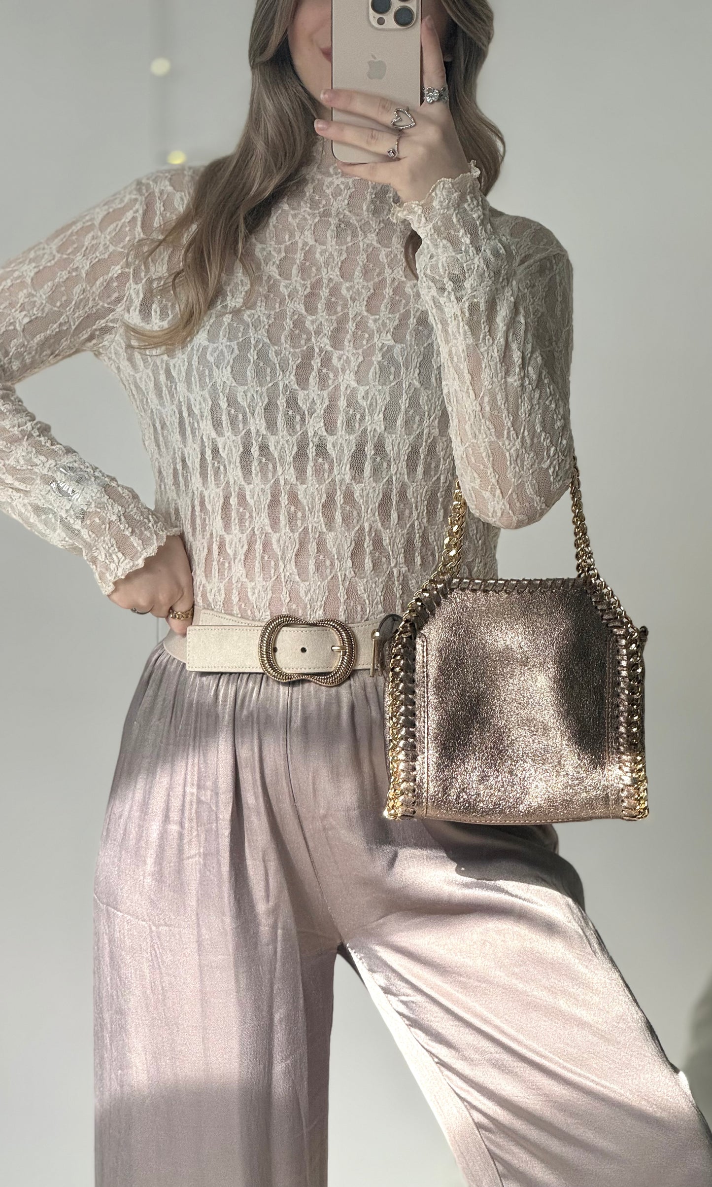 Haut en dentelle SOPHYE