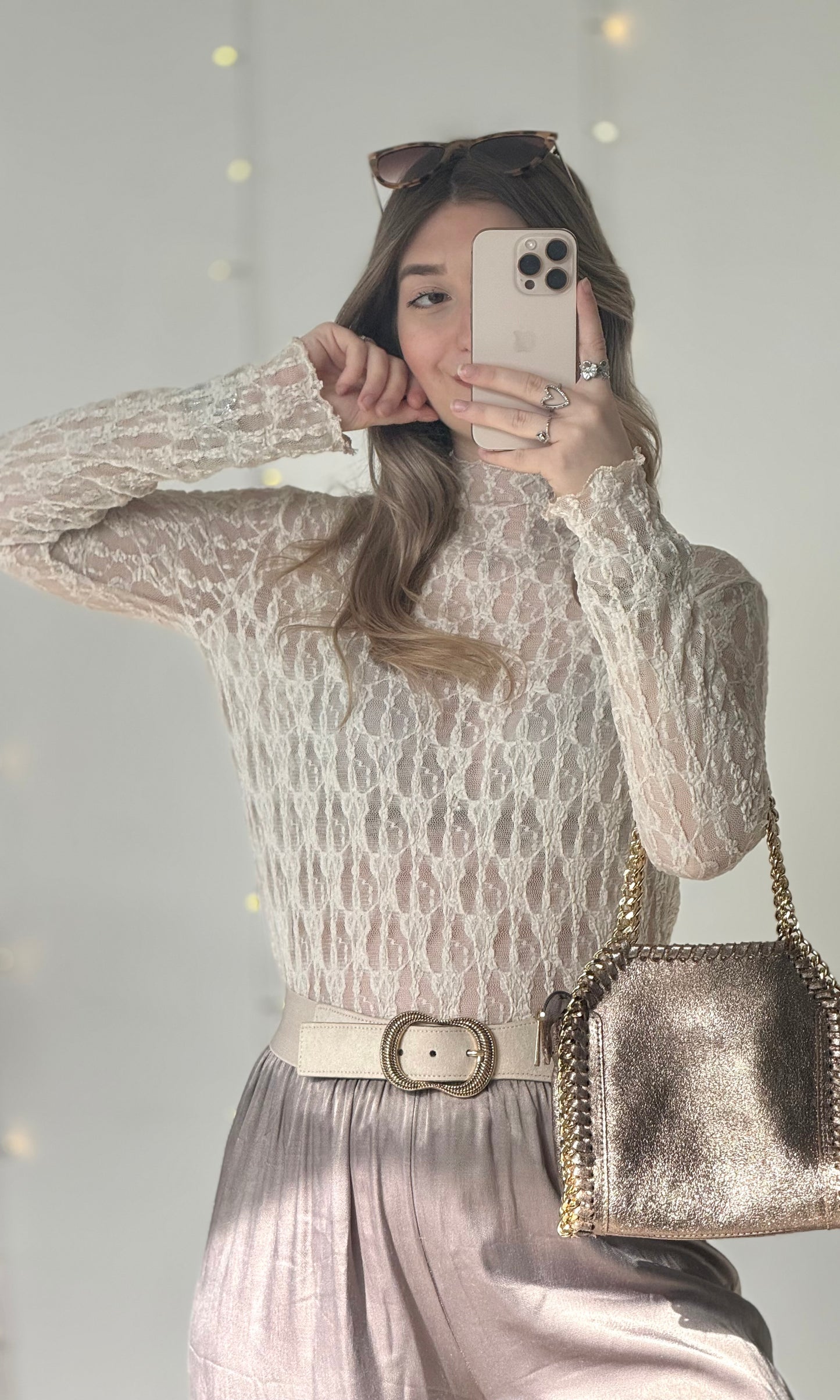 Haut en dentelle SOPHYE