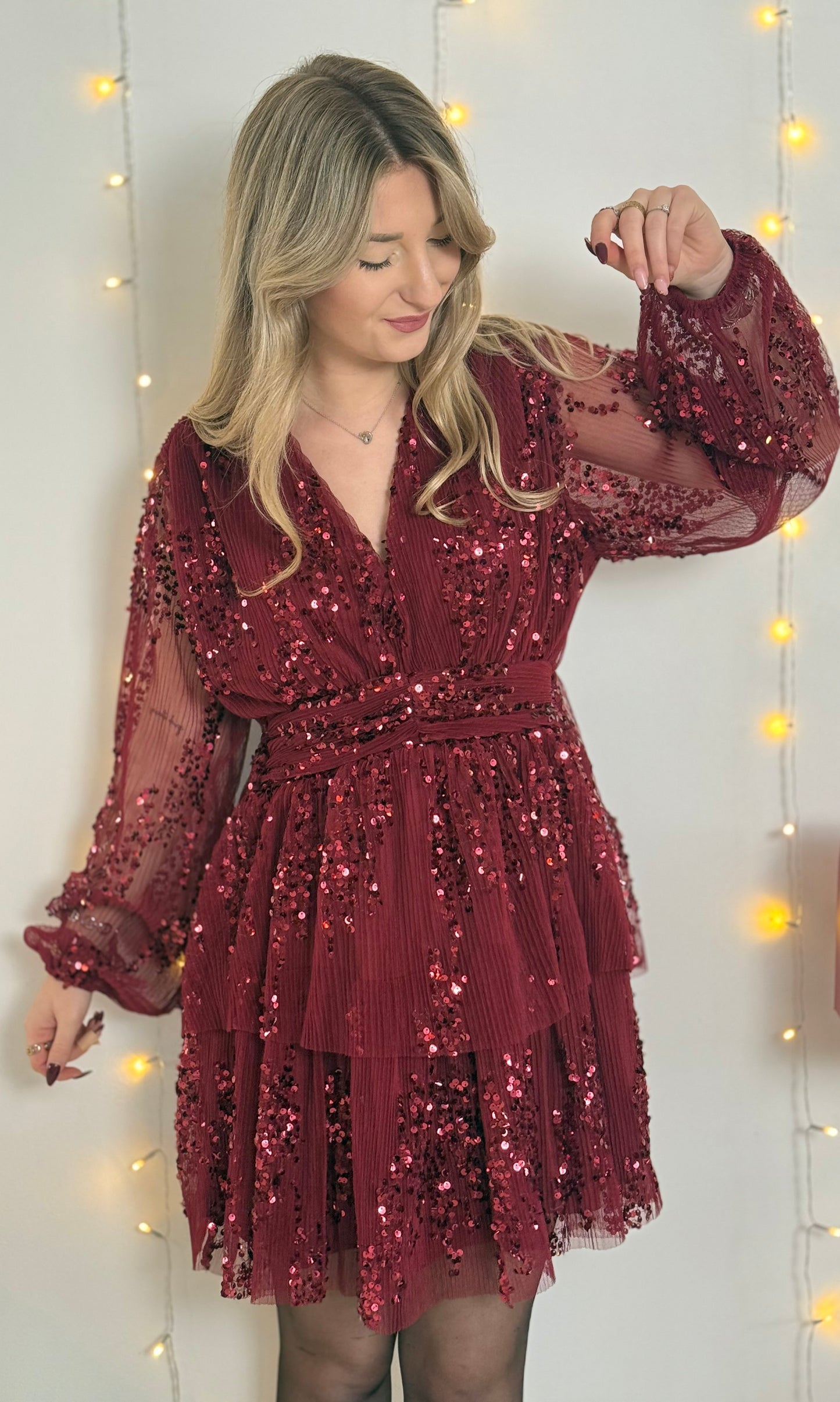 Robe bordeaux à sequins TINSEL