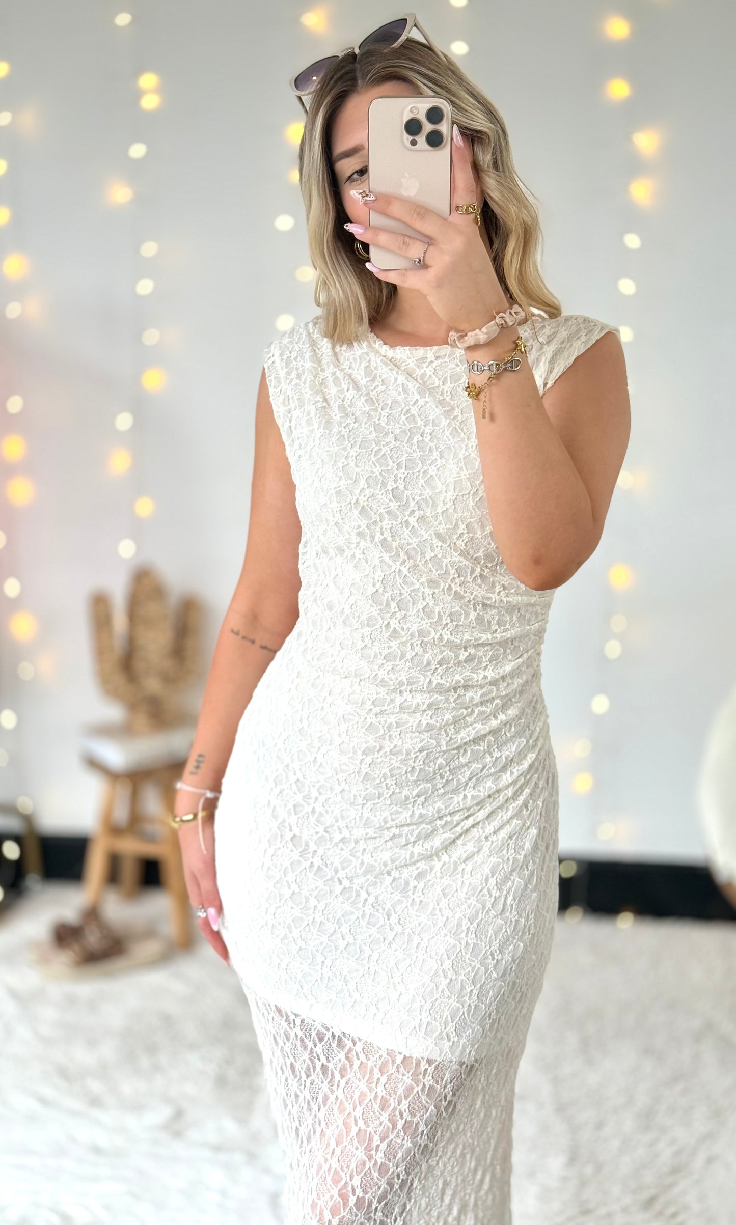 Robe en dentelle FALLON