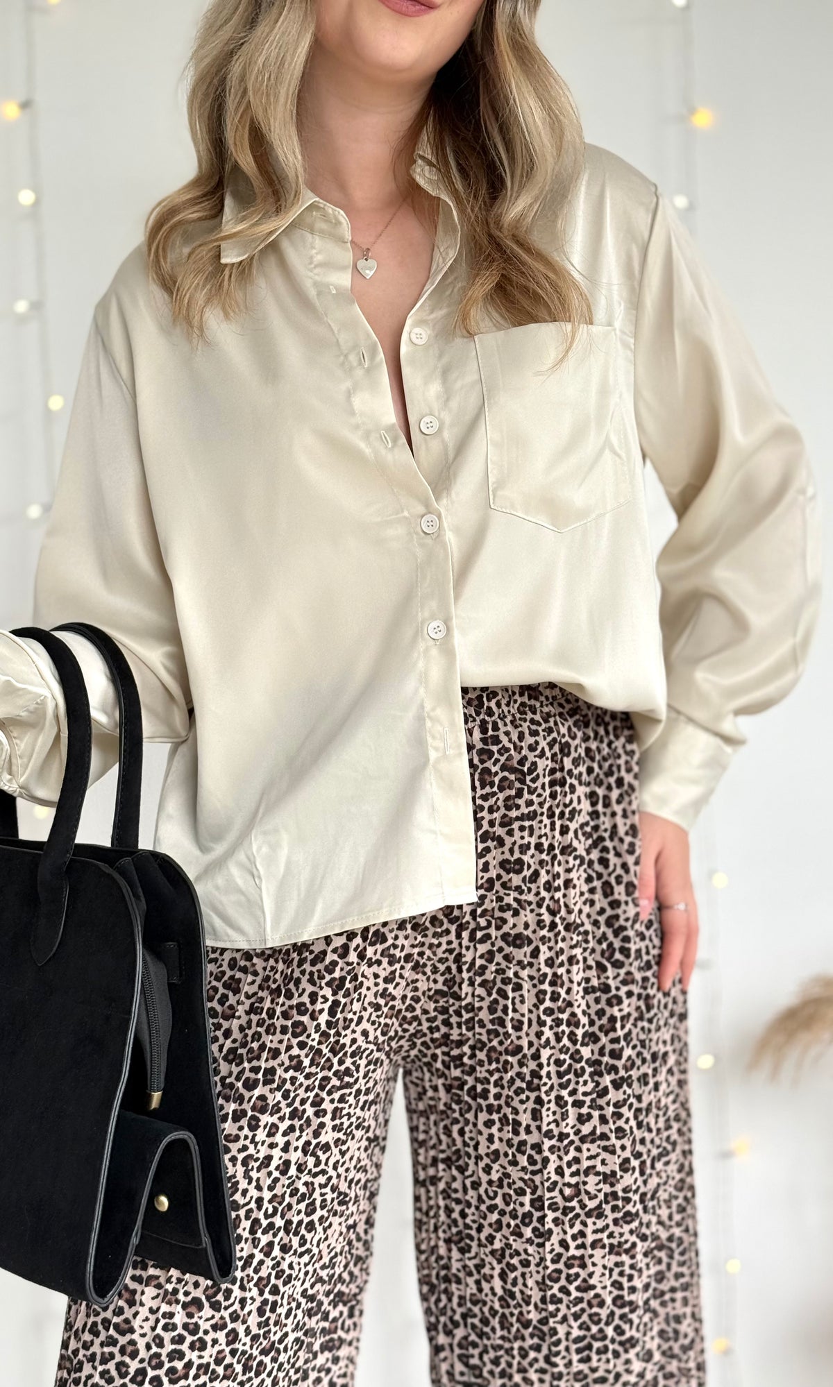 Chemise satinée écrue LÉNA
