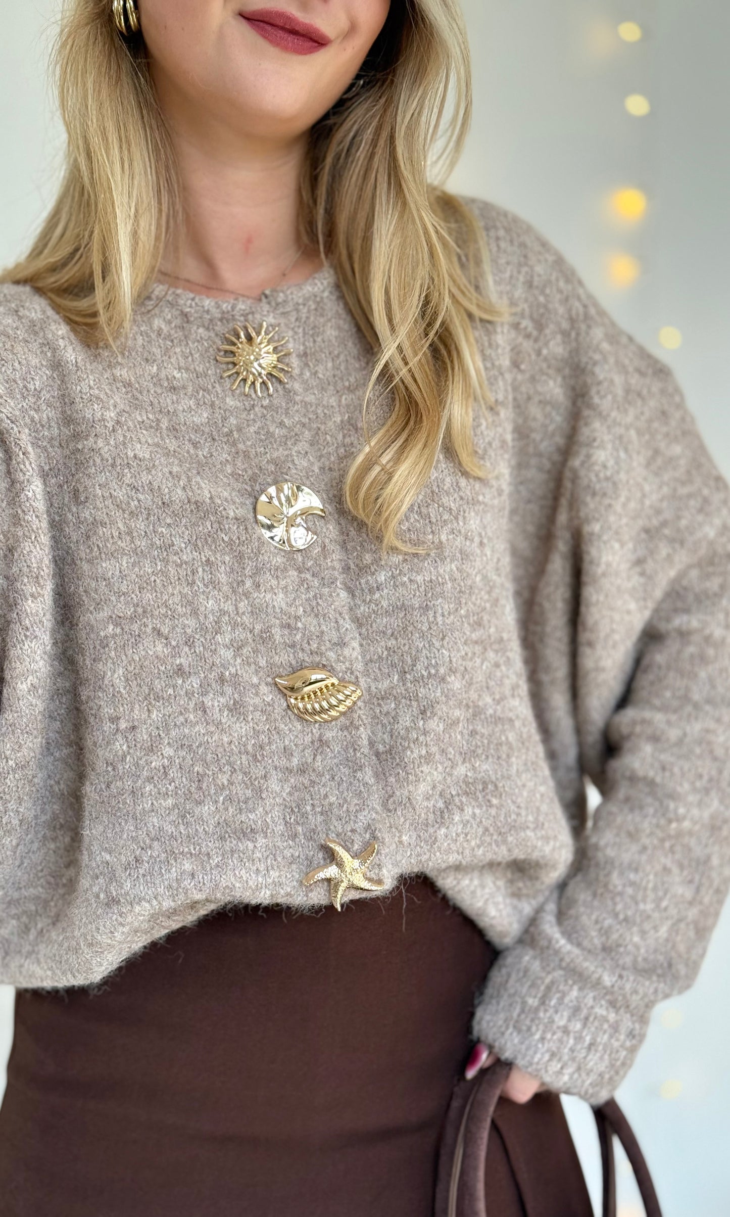 Pull taupe boutons dorés ALISON